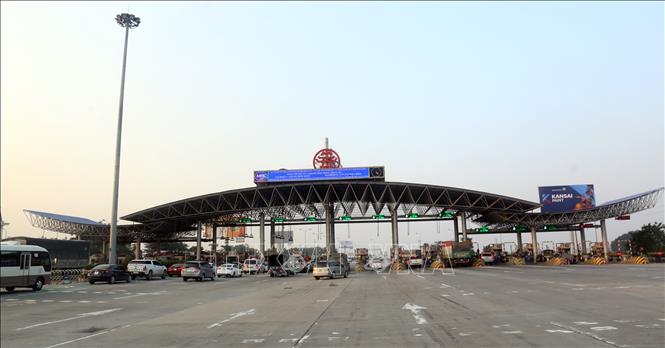 Từ ngày 1/8, chỉ thu phí không dừng trên các tuyến cao tốc