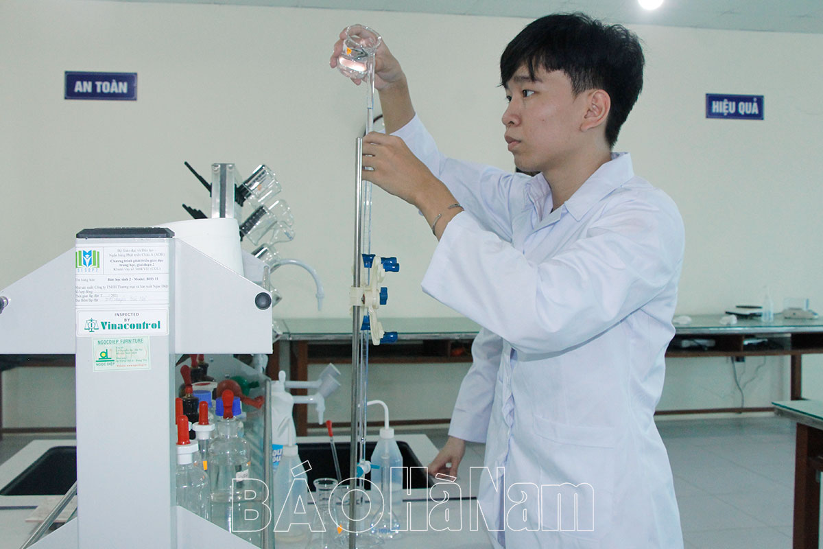 Nam sinh Trường THPT chuyên Biên Hòa và chặng đường đến với tấm Huy chương Vàng quốc tế môn Hóa học