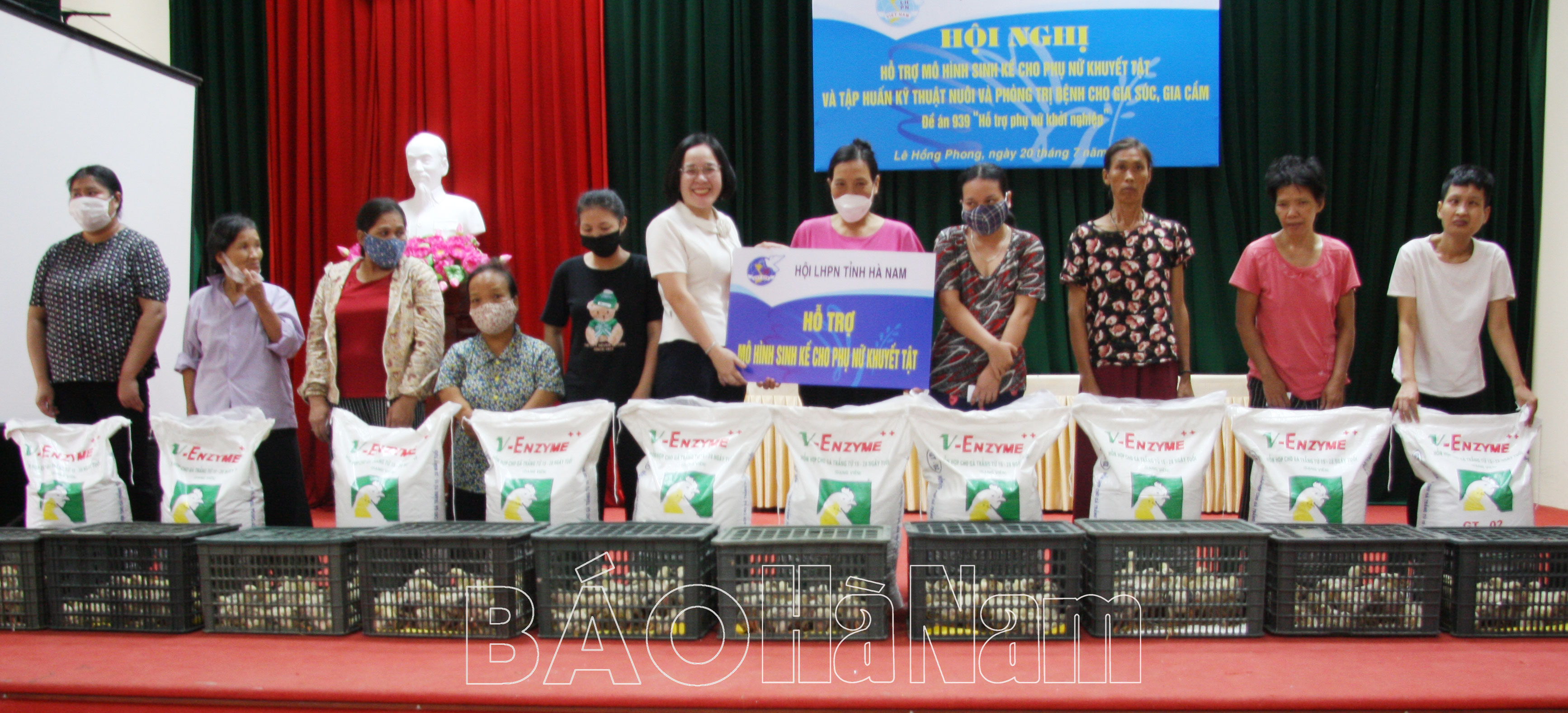 Hội LHPN tỉnh tổ chức hỗ trợ mô hình sinh kế cho hội viên phụ nữ khuyết tật