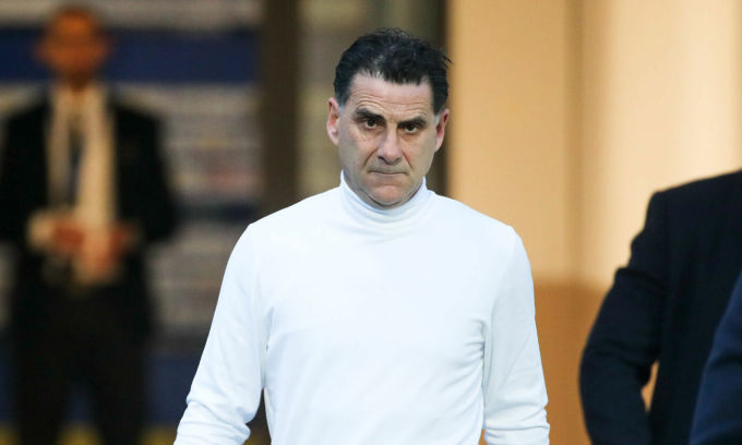 HLV Pau: 'Chúng tôi sẽ kiên nhẫn với Quang Hải'