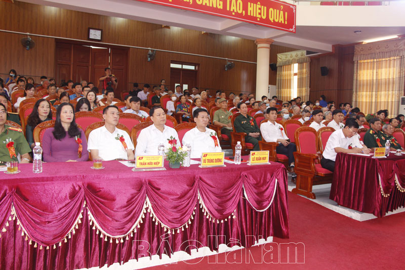 Huyện Bình Lục long trọng tổ chức Lễ kỷ niệm 75 năm ngày Thương binh- Liệt sĩ