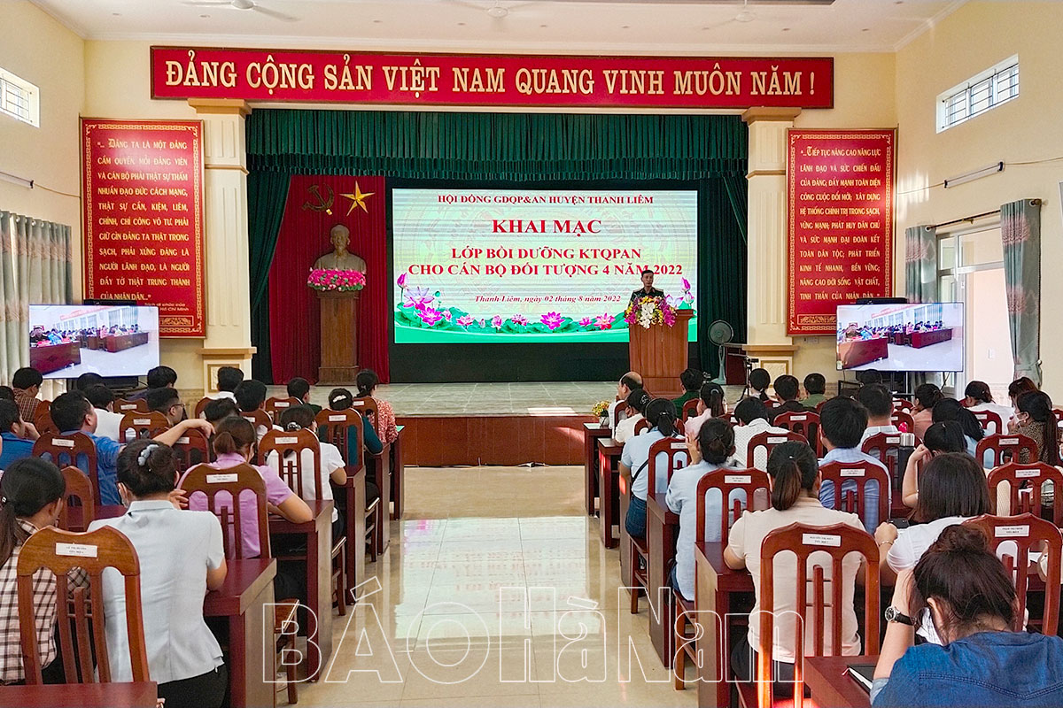 Thanh Liêm khai mạc lớp bồi dưỡng kiến thức quốc phòng, an ninh cho đối tượng 4 năm 2022