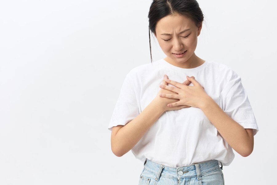 6 dấu hiệu cảnh báo đau tim ở phụ nữ cần lưu ý