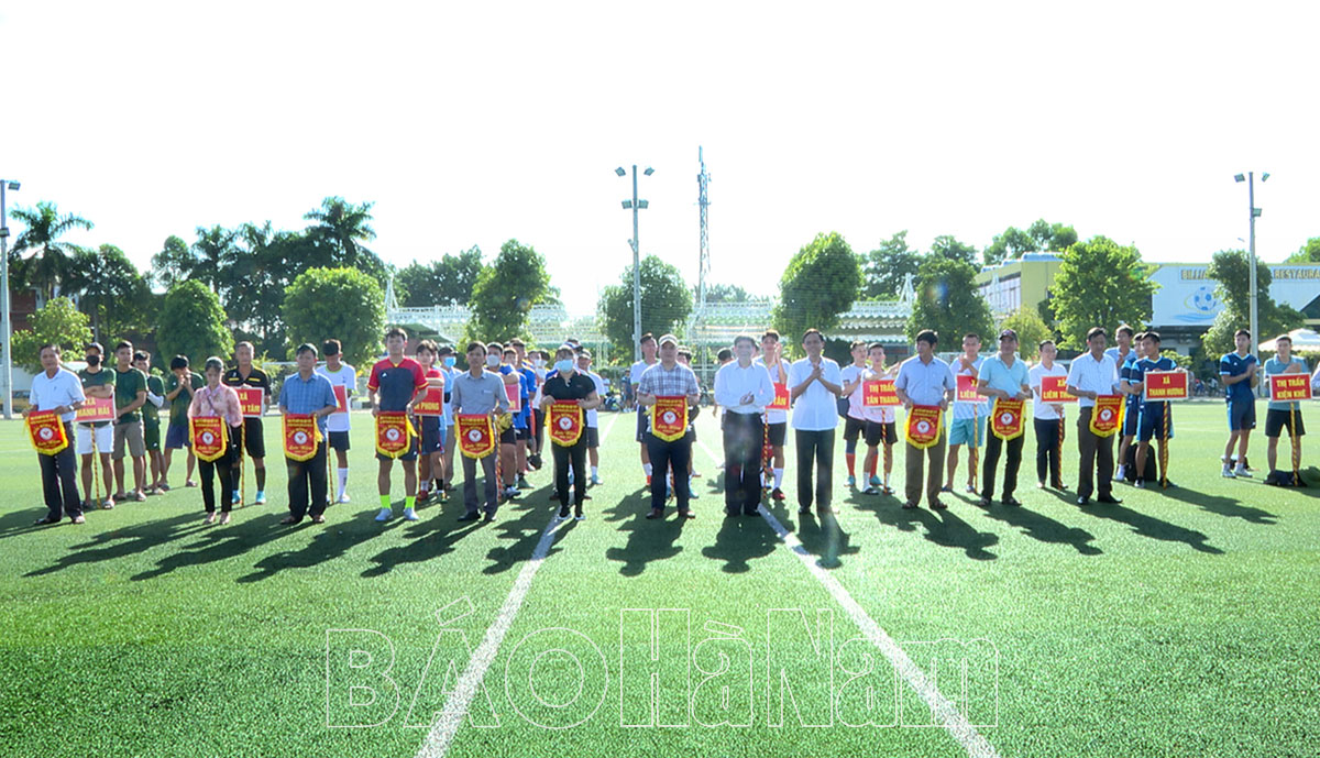 Thanh Liêm khai mạc giải bóng đá nam, Đại hội TDTT huyện lần thứ IX