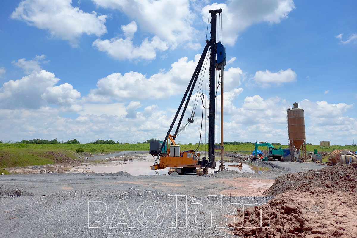 Xây dựng Duy Tiên trở thành trung tâm công nghiệp, dịch vụ phía Bắc của tỉnh