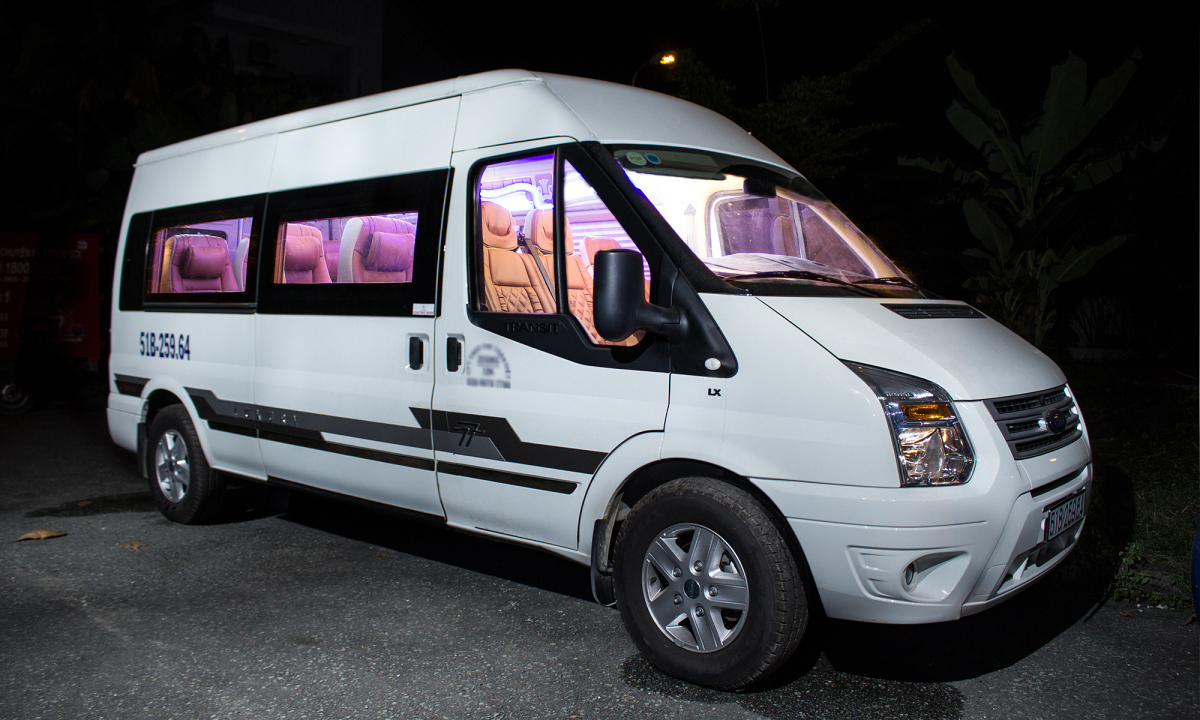 Bộ GTVT không cấm xe khách 'limousine' 10 chỗ