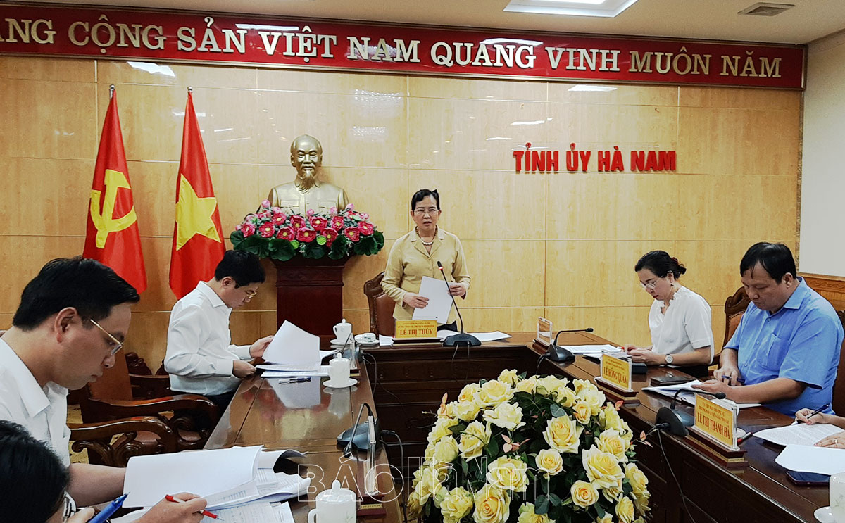 Đồng chí Bí thư Tỉnh ủy Lê thị Thủy yêu cầu: Tập trung tháo gỡ khó khăn vướng mắc, đẩy nhanh tiến độ thực hiện các dự án đầu tư trên địa bàn