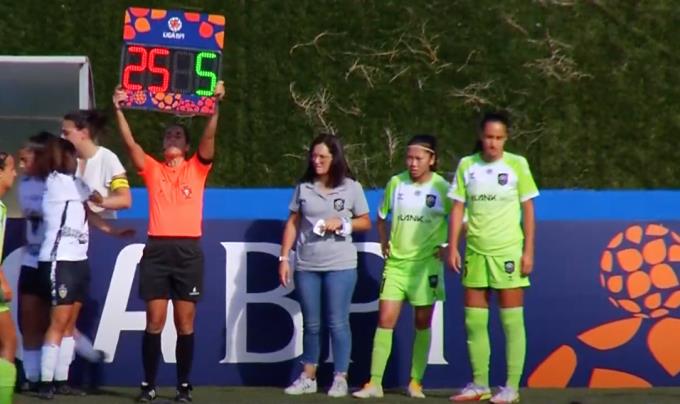 Huỳnh Như ra mắt trong trận thắng của Lank