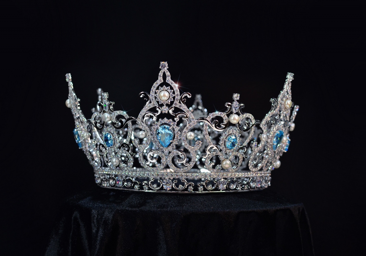 Công bố vương miện trị giá 3,9 tỷ đồng của cuộc thi Hoa hậu Biển đảo Việt Nam