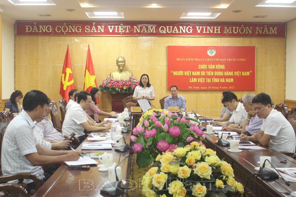 Đoàn kiểm tra của Ban Chỉ đạo Trung ương Cuộc vận động “Người Việt Nam ưu tiên dùng hàng Việt Nam” làm việc tại Hà Nam