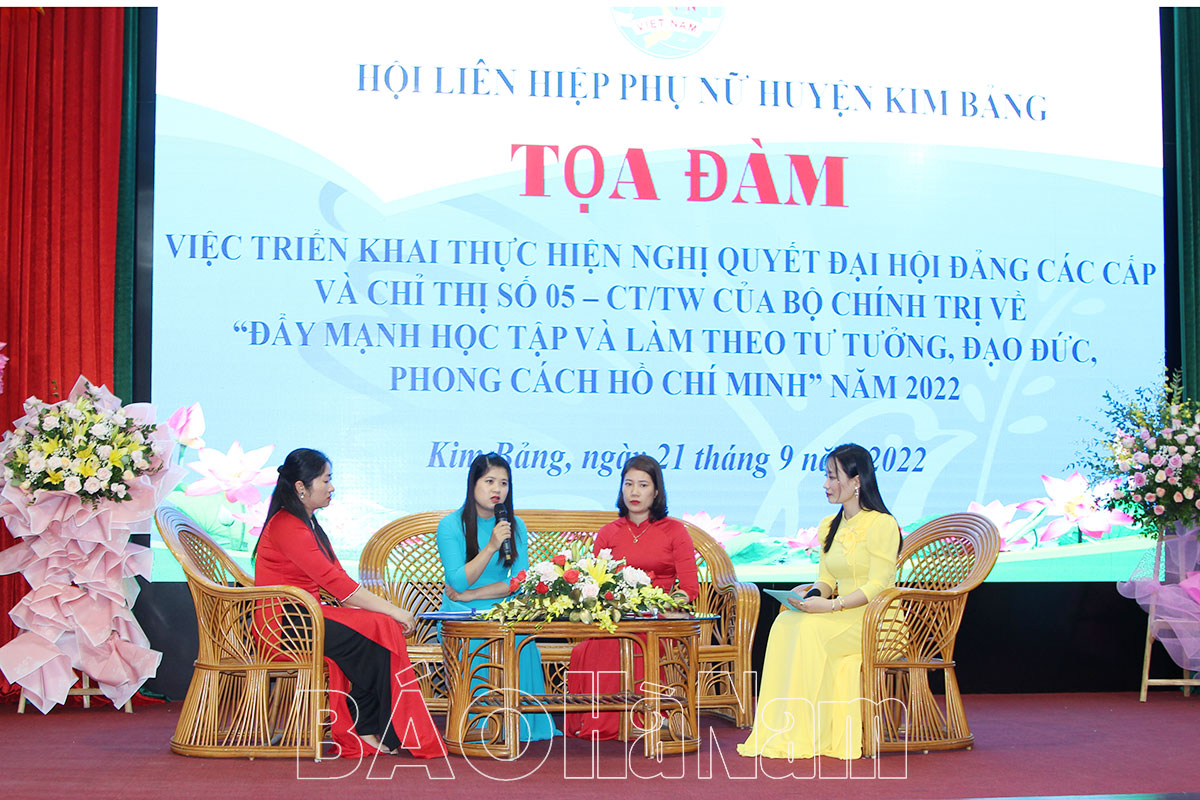 Hội LHPN huyện Kim Bảng tọa đàm việc triển khai thực hiện nghị quyết đại hội Đảng các cấp và Chỉ thị 05 của Bộ Chính trị
