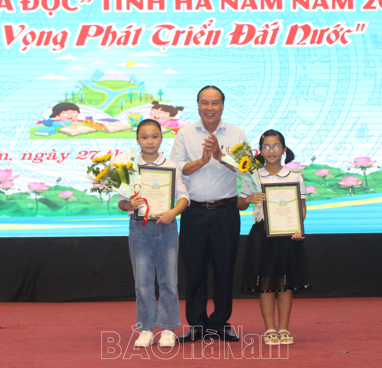 Bế mạc và tổng kết Cuộc thi Đại sứ văn hóa đọc và  Cuộc thi Nét vẽ xanh năm 2022