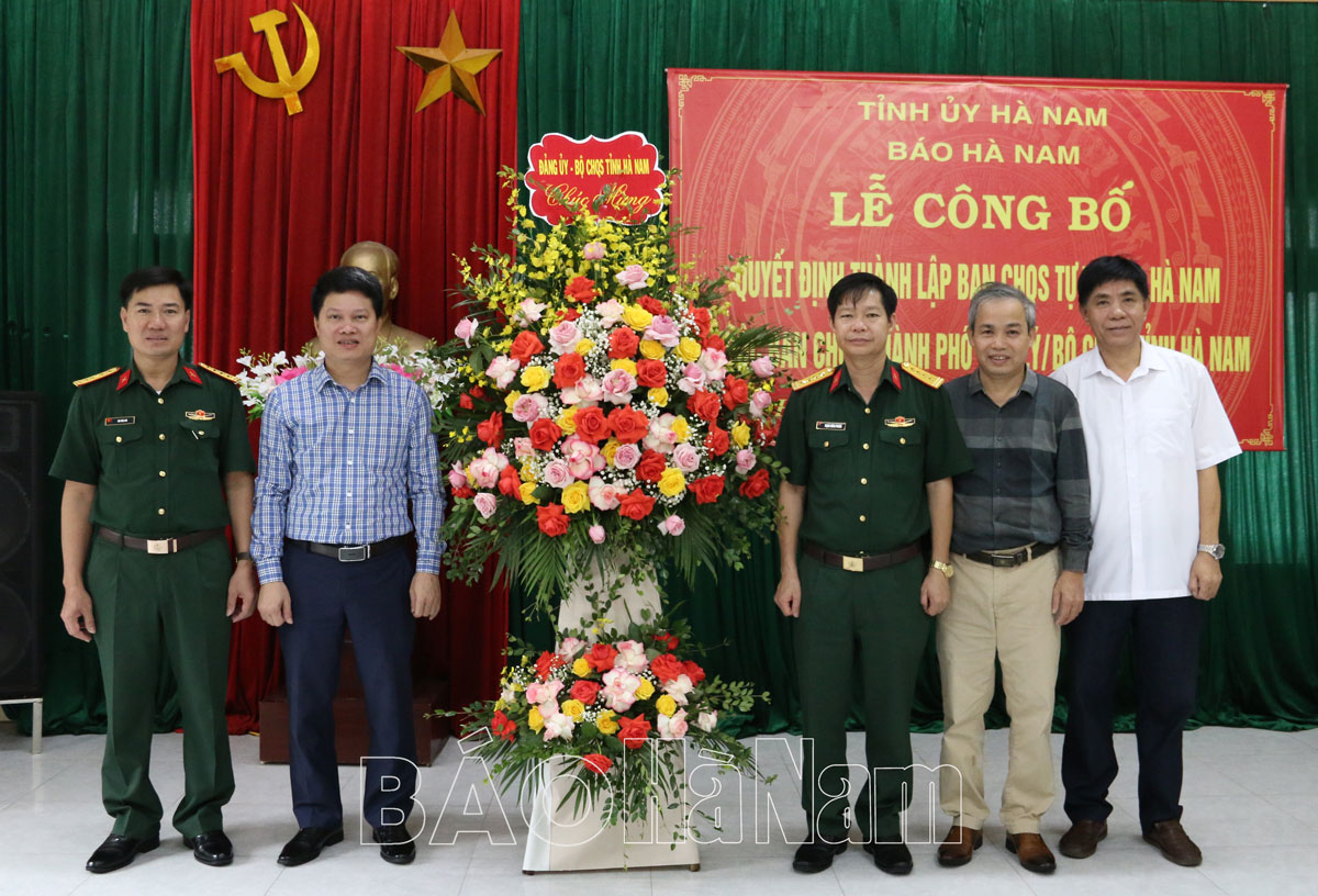 Công bố quyết định thành lập Ban CHQS tự vệ Báo Hà Nam