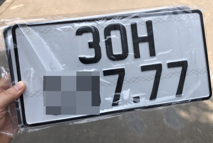 Áp dụng một mức khởi điểm khi đấu giá biển số ôtô