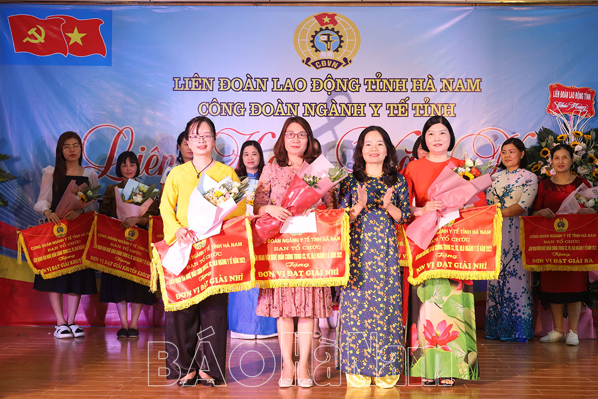 Liên hoan văn nghệ trong công chức, viên chức, lao động ngành Y tế năm 2022