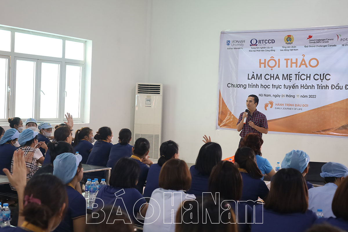 Đào tạo kỹ năng làm cha mẹ tích cực cho CNLĐ tại KCN Châu Sơn