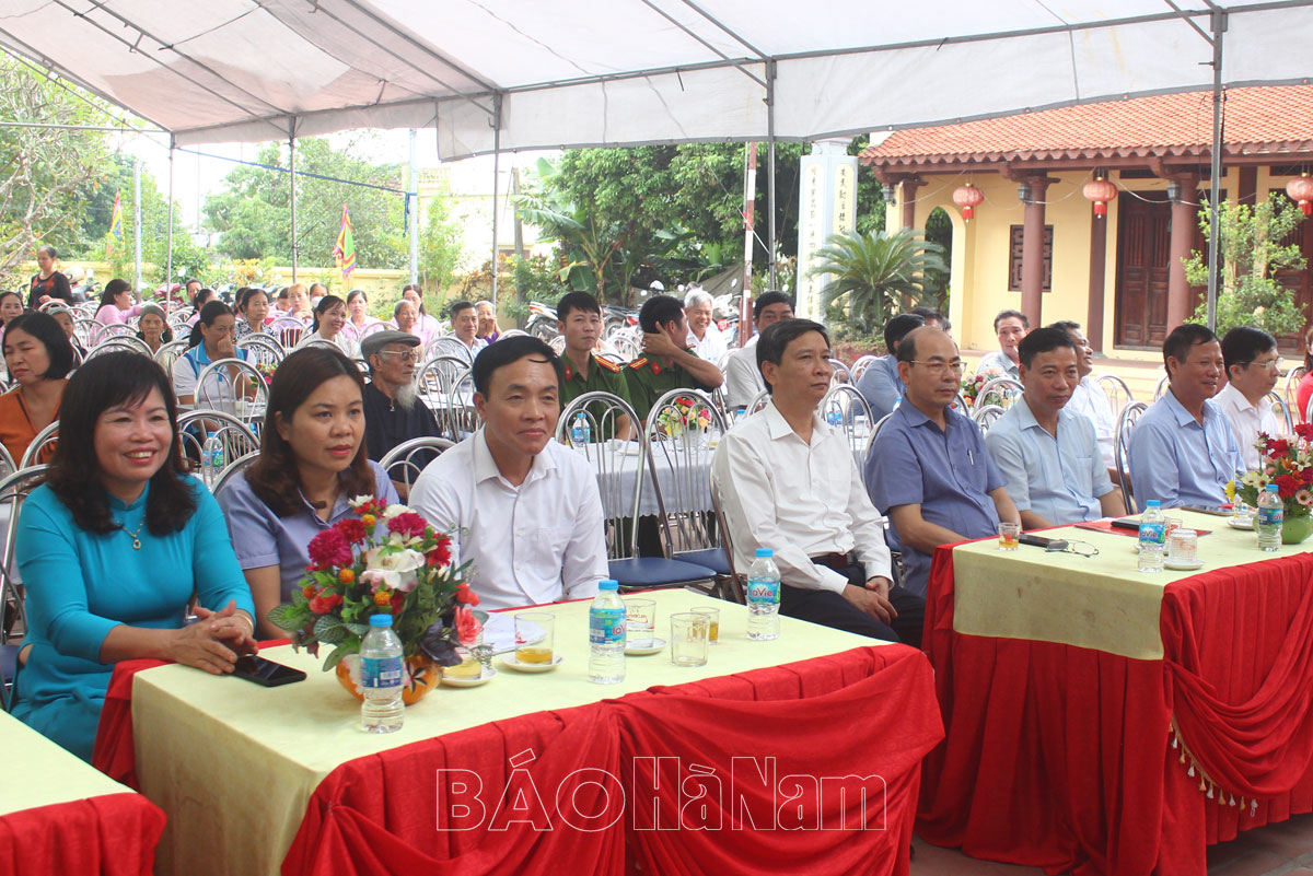 Ngày hội đại đoàn kết toàn dân tộc tại thôn Yên Thống