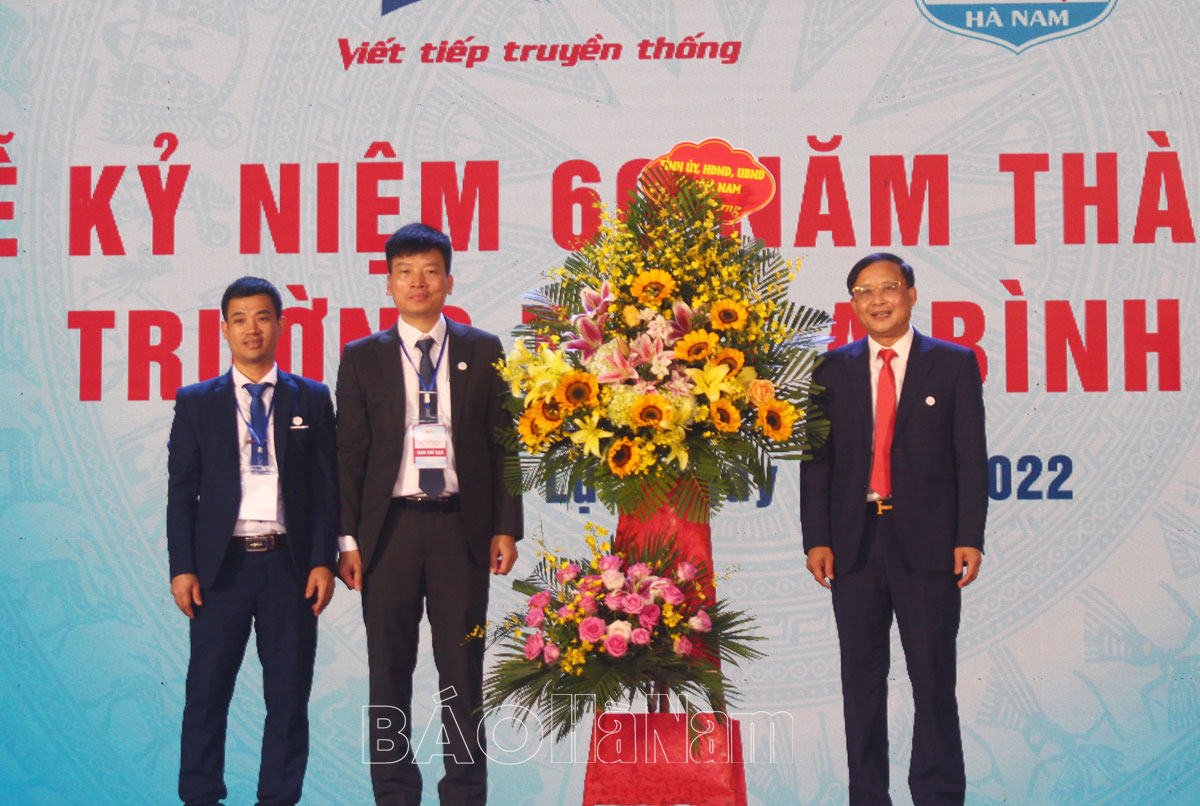 Trường THPT A Bình Lục kỷ niệm 60 năm ngày thành lập