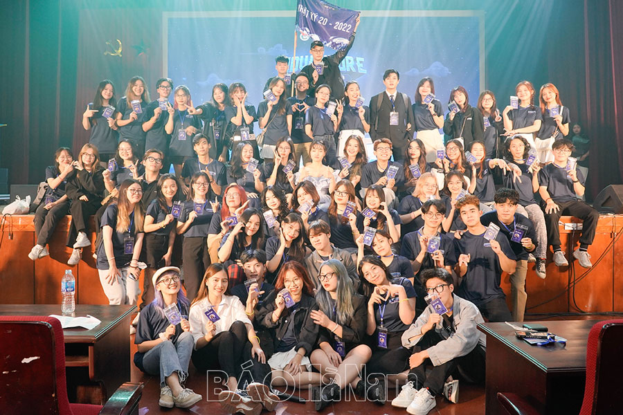 Bùng nổ cảm xúc đêm đại nhạc hội "Nhật ký 20 - 2022: Adventure"