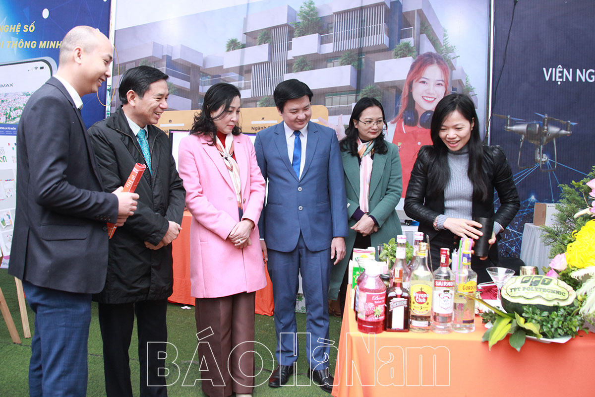 Ngày hội đầu tư và khởi nghiệp cho thanh niên Hà Nam lần thứ IV năm 2022