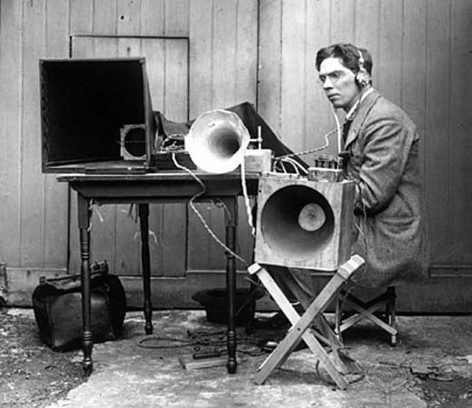 Những dự đoán từ 100 năm trước về năm 2023