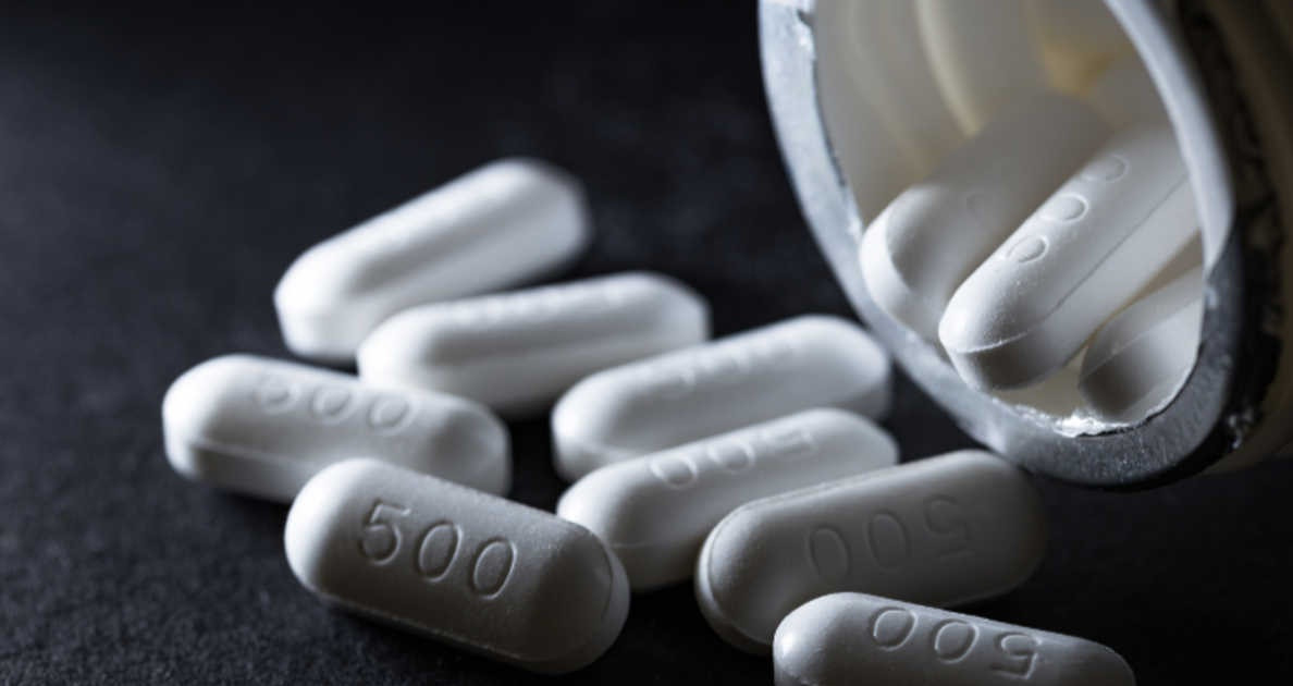 Các loại thuốc cần có trong gia đình dịp Tết