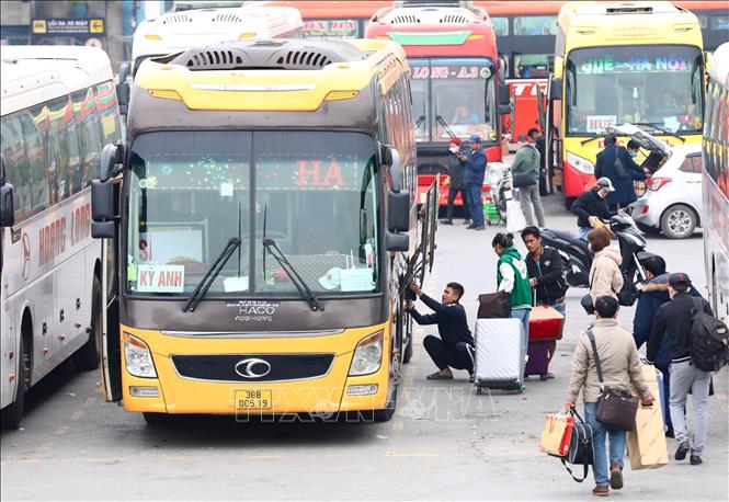 Giám sát chặt hoạt động vận tải hành khách bằng ô tô trong dịp Tết