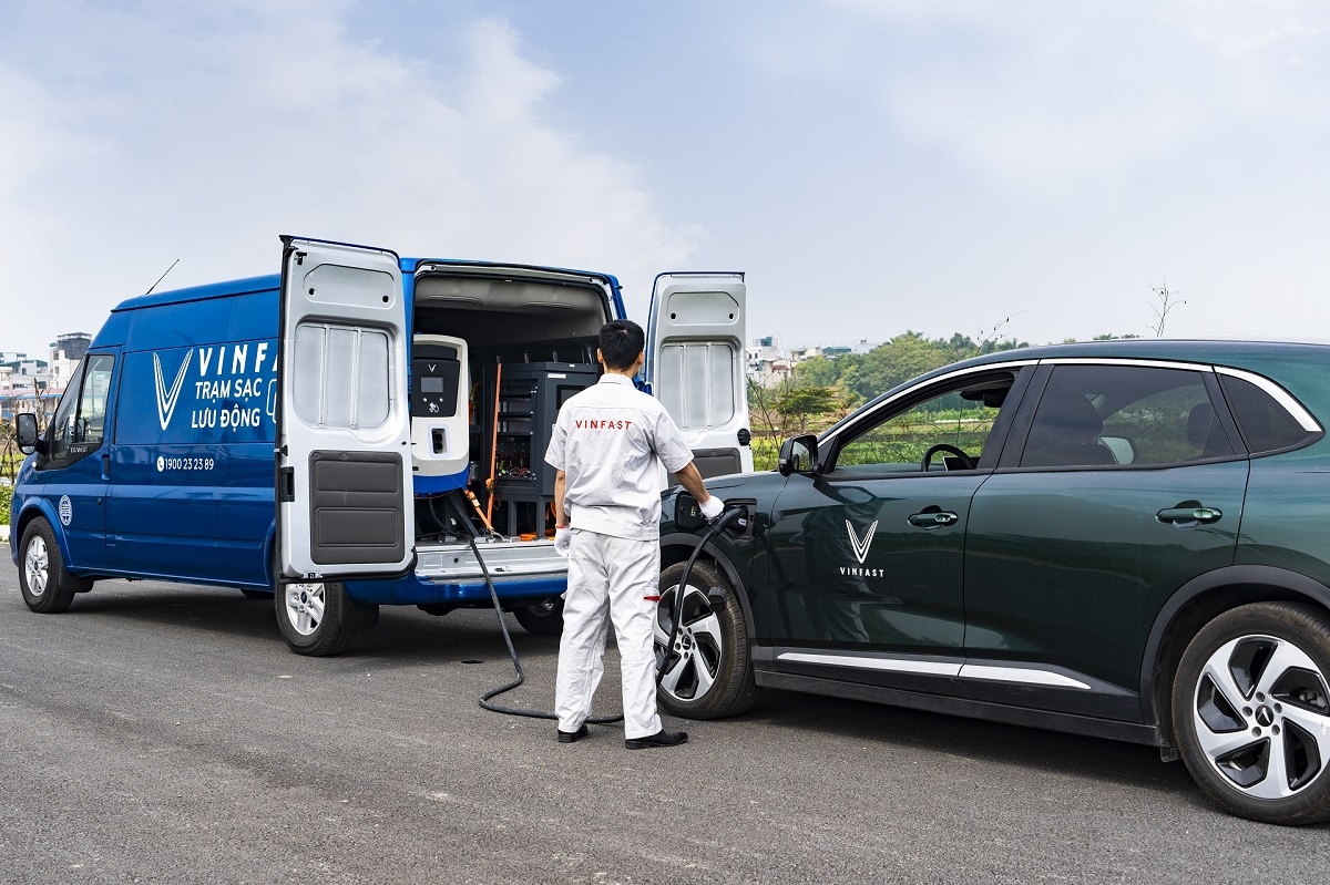 Vinfast triển khai dịch vụ pin lưu động 24/7 trên toàn quốc