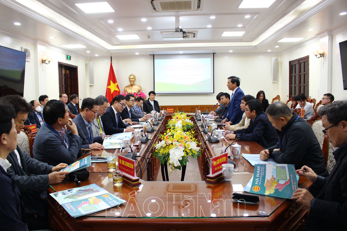 UBND tỉnh tiếp và làm việc với Đoàn công tác của Phòng Thương mại và Công nghiệp quận Seongbuk