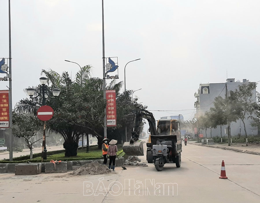 Đẩy nhanh tiến độ thi công các dự án giao thông trọng điểm trên địa bàn thành phố Phủ Lý