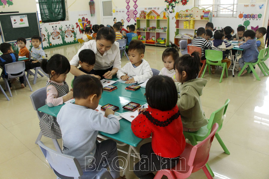 Kim Bảng thực hiện phổ cập giáo dục mầm non cho trẻ 3 - 4 tuổi