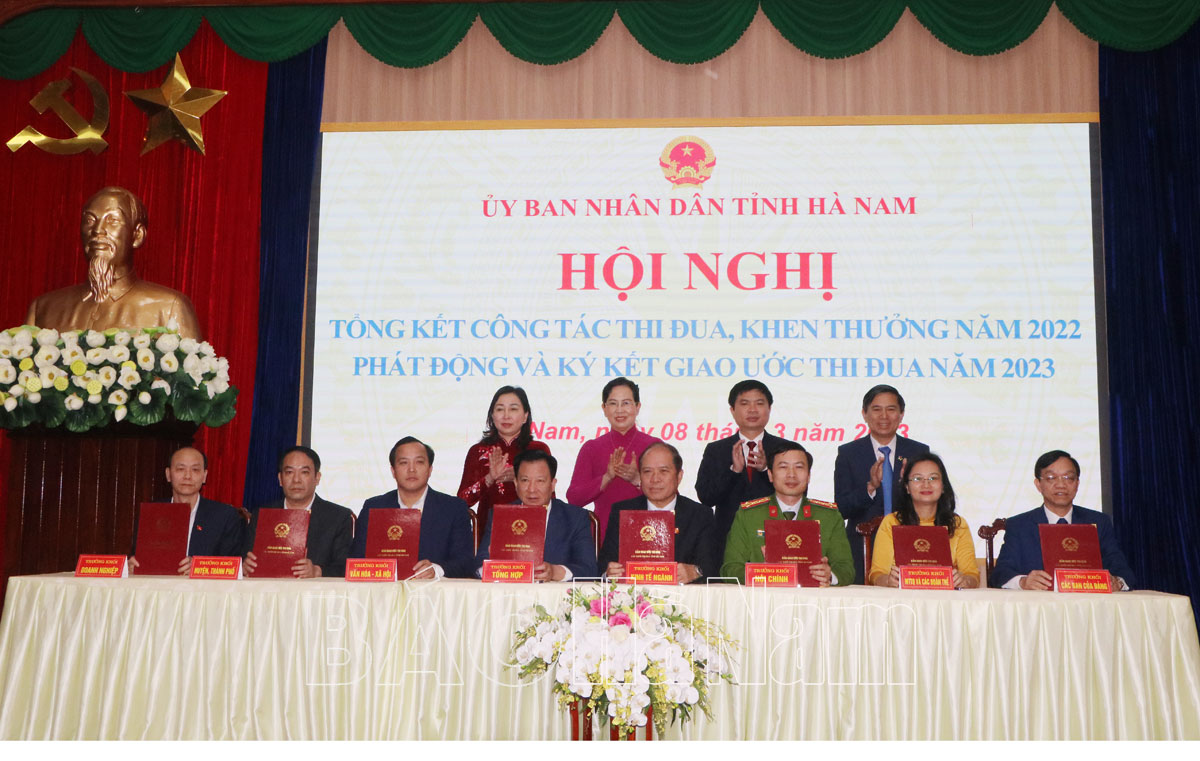 UBND tỉnh phát động và ký kết giao ước thi đua năm 2023