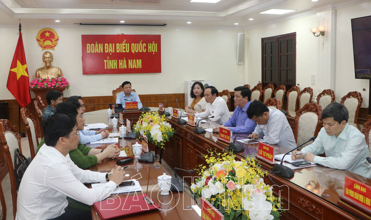 Chiều 20/3, Ủy ban Thường vụ Quốc hội tổ chức chất vấn và trả lời chất vấn nhóm vấn đề thuộc lĩnh vực kiểm sát