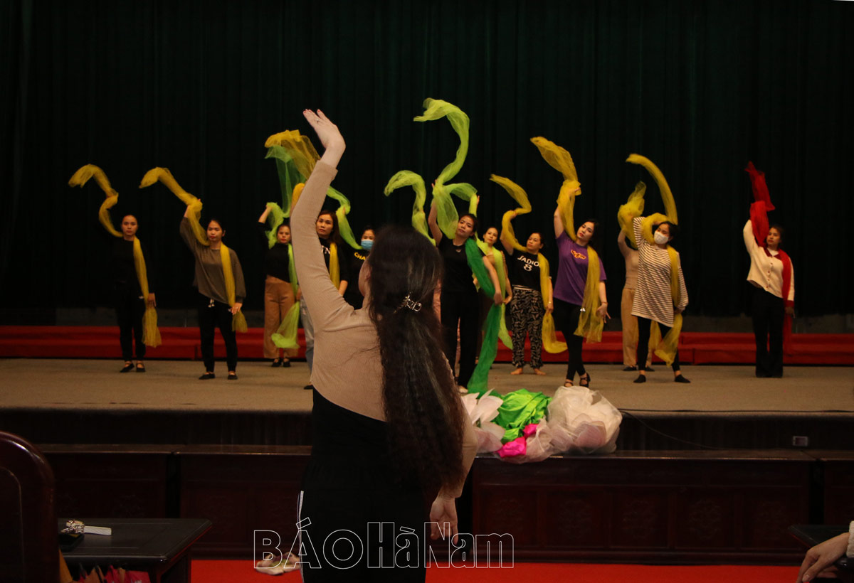 Sẵn sàng cho Liên hoan Nghệ thuật quần chúng tỉnh Hà Nam năm 2023