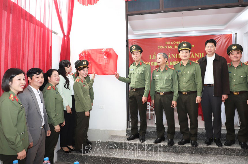 Công an Hà Nam khánh thành và bàn giao nhà Nghĩa tình đồng đội