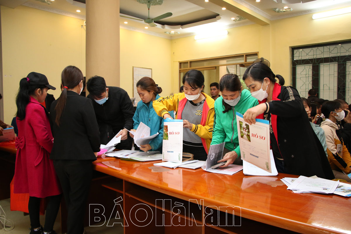 Gần 300 lao động đăng ký đi xuất khẩu lao động thời vụ tại Hàn Quốc