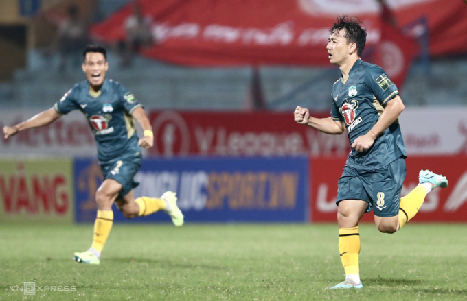 HAGL đè bẹp Viettel ở V-League 2023