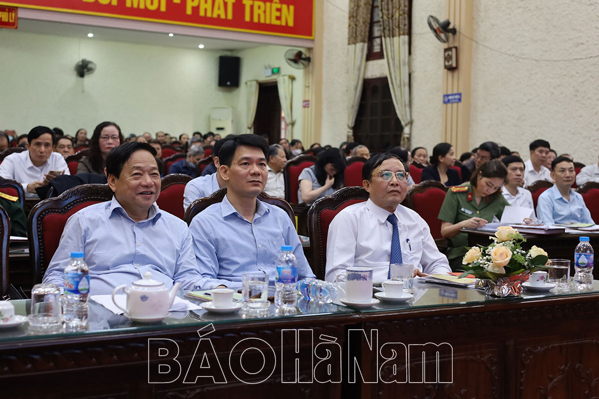 Quán triệt, triển khai các Quyết định của Thủ tướng Chính phủ và Kế hoạch của UBND tỉnh về công tác KHKT, xây dựng xã hội học tập