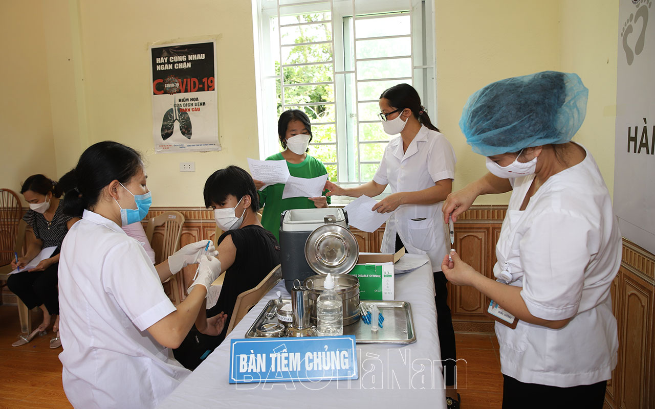 UBND tỉnh chỉ đạo tăng cường công tác phòng, chống dịch COVID-19