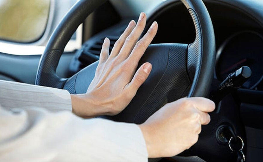 Bấm còi 'vô tội vạ' khi lái xe bị phạt nặng như thế nào?