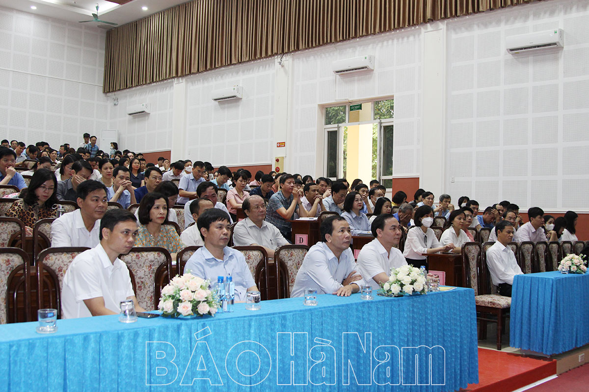 Đảng ủy Khối các cơ quan tỉnh tập huấn nghiệp vụ công tác xây dựng Đảng năm 2023