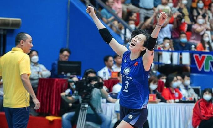 Nữ Việt Nam vô địch bóng chuyền CLB châu Á sau khi bị dẫn 0-2