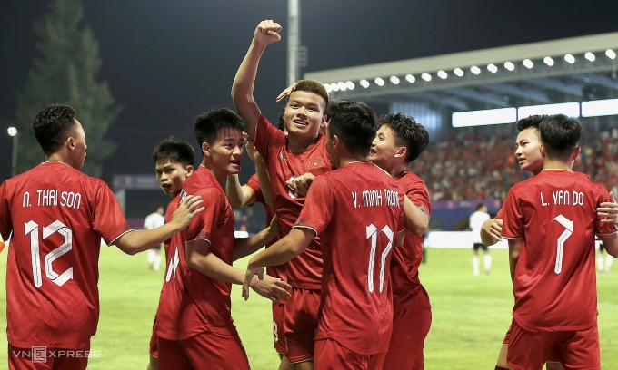 U22 Việt Nam - U22 Singapore: Cơ hội chiếm ngôi đầu bảng
