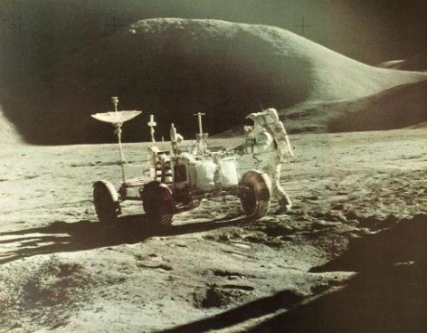 Căn bệnh lạ mà tất cả những ai từng đặt chân lên Mặt trăng đều mắc phải