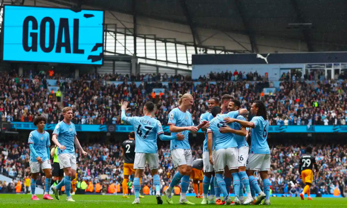 Thắng Leeds, Man City nới rộng khoảng cách với đội nhì bảng trong cuộc đua vô địch Ngoại hạng Anh