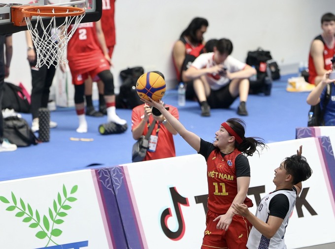 Bóng rổ nữ Việt Nam vào chung kết nội dung 3x3 sau màn ngược dòng ngoạn mục