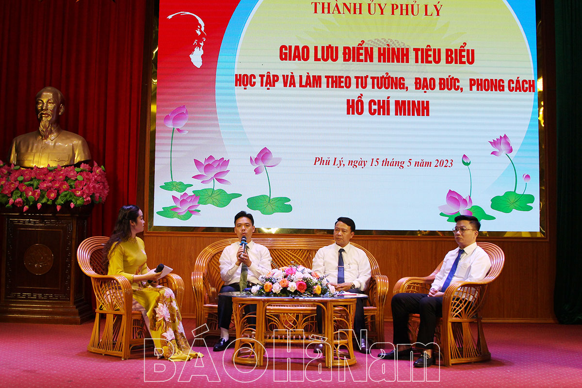 Thành ủy Phủ Lý giao lưu điển hình “Học tập và làm theo tư tưởng, đạo đức, phong cách Hồ Chí Minh”