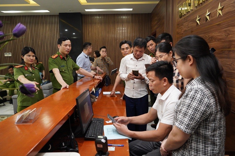 Duy Tiên triển khai mô hình thông báo lưu trú qua phần mềm ASM