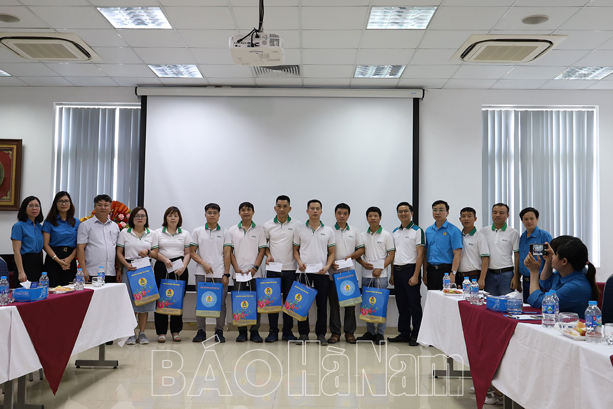 Công đoàn các khu công nghiệp tỉnh tổ chức chương trình Nâng cao chất lượng bữa ăn ca cho đoàn viên, người lao động