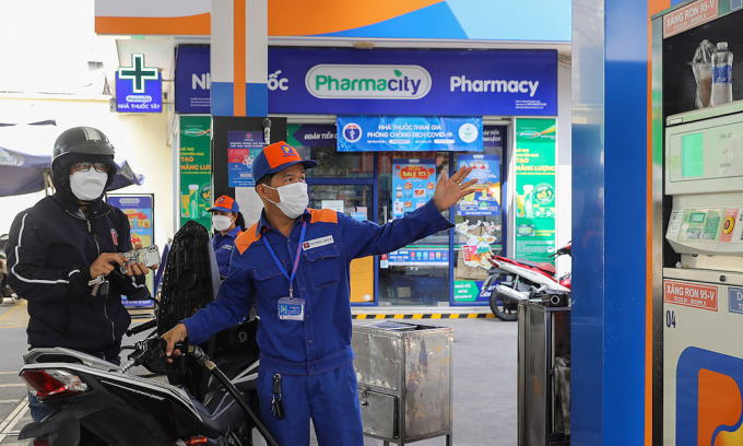 Nhiều loại xăng, dầu đồng loạt tăng giá từ 15h chiều nay 22/5